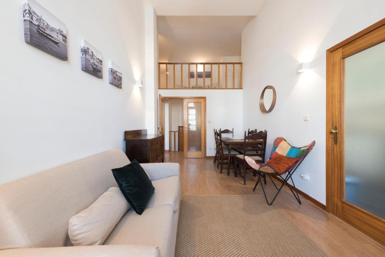 Lovelystay - The Porto Getaway Duplex - Free Parking Dış mekan fotoğraf