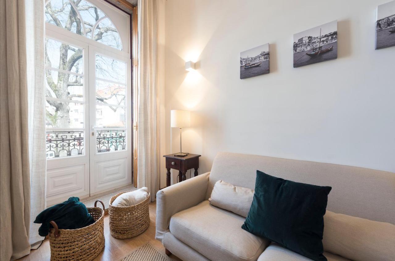 Lovelystay - The Porto Getaway Duplex - Free Parking Dış mekan fotoğraf
